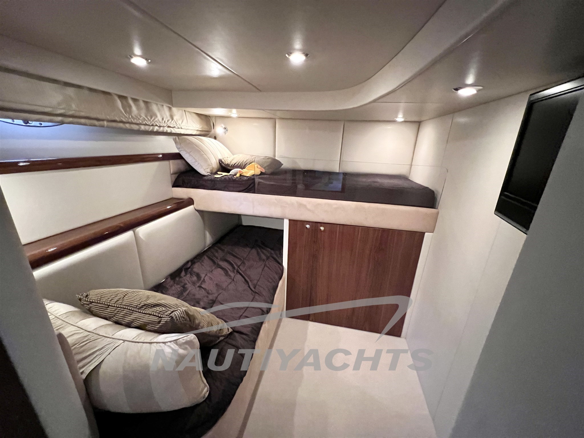 slider 17 Sunseeker Portofino 53